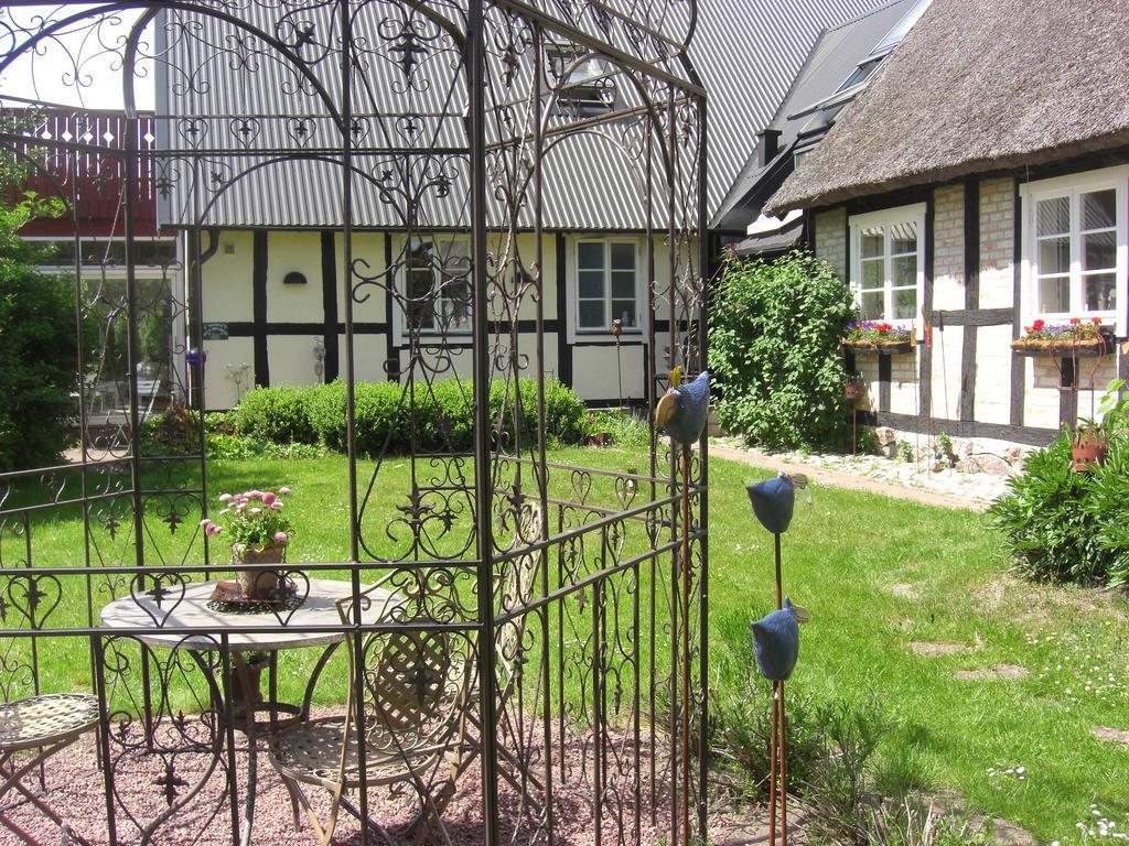 Aengshyddan B&B Yngsjö Exterior foto